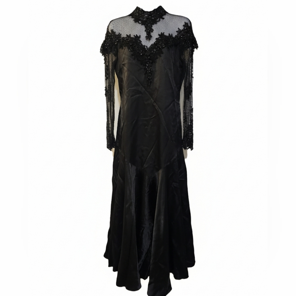 Vintage Satin And Lace Regina Bianca Dress 10